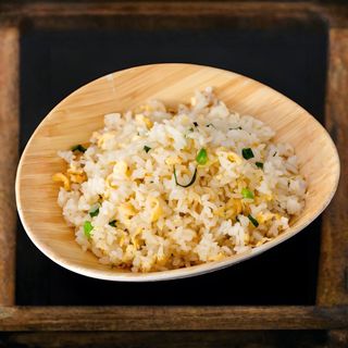 51. Arroz Frito Con Huevo