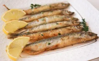 Pestisori prajiti Moiva