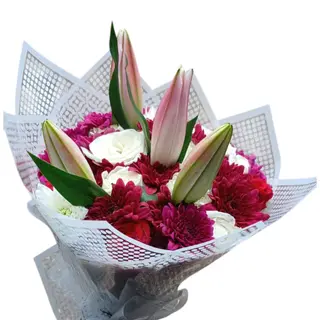 Pink Lily + White Rose