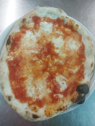 Pizza classica Margherita