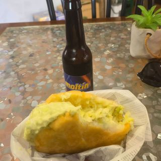 Arepa Reina Pepiada