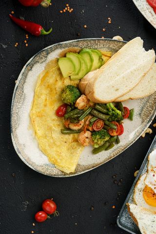 Омлет с креветками с прованским кремом (340г)