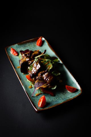 Теплий салат з яловичиною (260г)