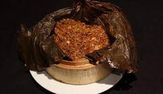 Arroz Con Hoja De Loto Al Vapor