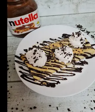 Palačinka sa nutelom i plazmom