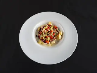 Saccoti De Pera Y Parmesano A La Hawaiana