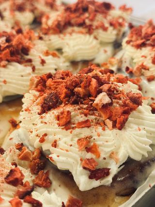 Cynamonka biała czekolada z truskawką