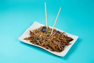 Sezonsko povrće u soja sosu