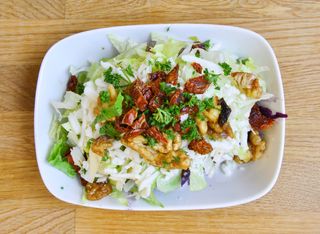 Есен салата (300г)