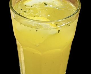 Limonada com Fruta fresca