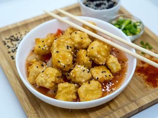 Тофу у кисло-солодкому соусі (300g)