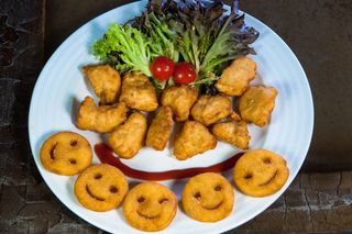 Menù bimbi - le pepite d'oro più bibita