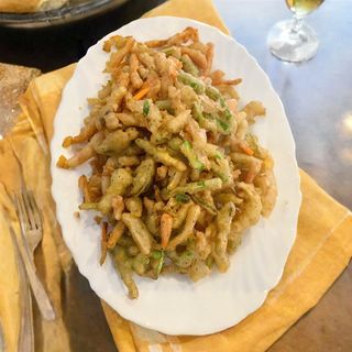 10. Панирани хрупкави зеленчуци (300г)