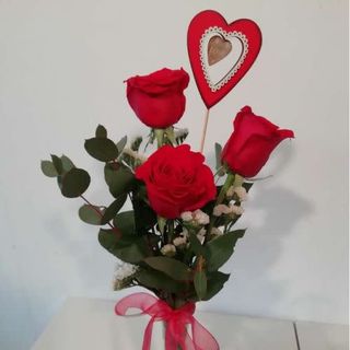 Ramo De Rosas Rojas Largas (3 Uds.)