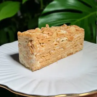 Наполеон з мигдалем (200г)
