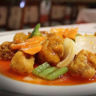 Dorada Frita Cubierta Con Salsa Chili