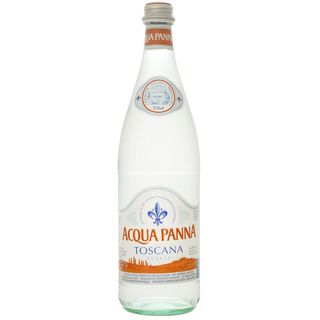Apa plata Acqua Panna