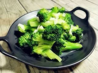 Brócolos com molho de soja