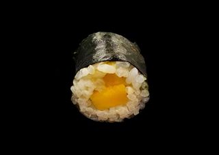 Hosomaki mango 8 szt.