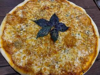 პიცა კვადროფორმაჯი