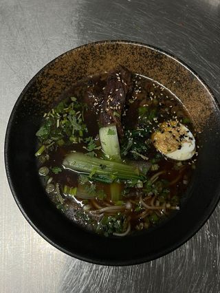 Ramen de costilla de cerdo