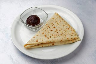 Palačinka sa džemom od jagode