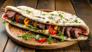 Pita con hamburguesa