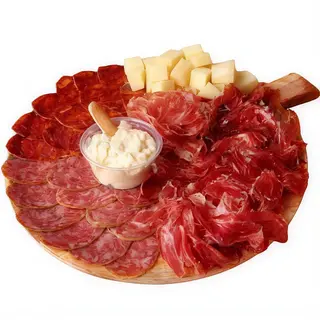 Tabla Surtida De Ibéricos Y Quesos