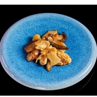 201. Pollo con bambù e funghi