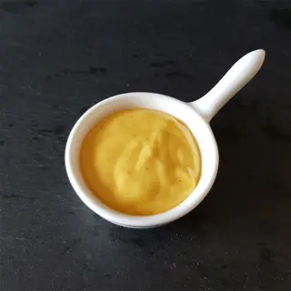 Sos cheddar