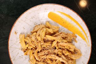 Pasta sa piletinom u lješnik sosu