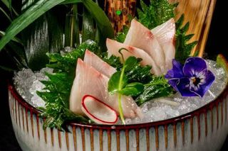 Sashimi De Pez Limón (8 Uds.)