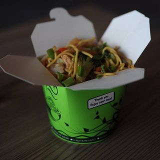 Box z Kurczakiem i Warzywami