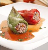 Пълнени чушки с кайма и ориз (350г)