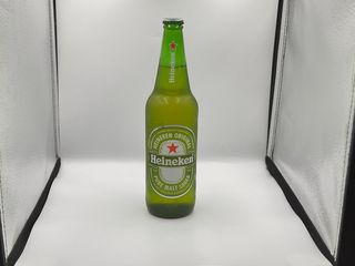 422. Birra Heineken 66 cl
