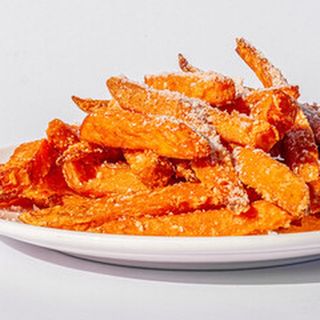 Печен сладък картоф с пармезан (150г)