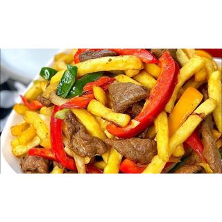 Chips With Stir-Fry Beef / Chicken