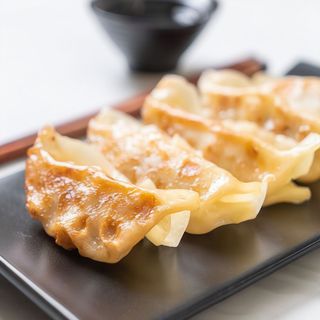 131. Gyoza a la plancha (6 uds.)