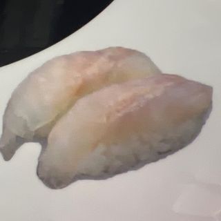  82 Nigiri de lubina 2pzs