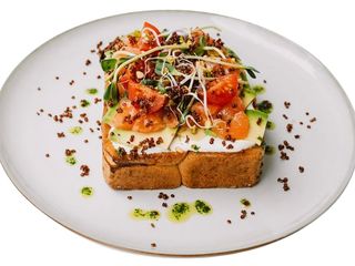 Briosz awokado i łosoś (250g)