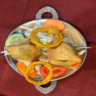Veg samosa 2 pezzi