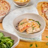 Ароматная кесадилья с куриной грудкой,томатами и сыром Пармезан (200г)