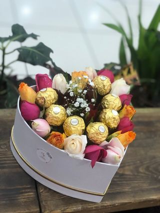 Box Multi-Couleur Avec Chocolat - Moyenne 