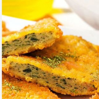 Menu cotoletta di pollo agli spinaci+ pane+bibita+Patatine+ketchup+maionese