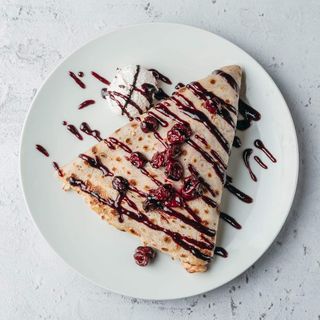 Palačinka sa Nutellom i višnjom