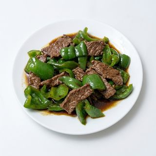 Ternera Con Pimientos Verde