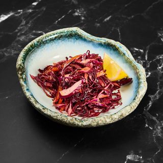 Ljuta salata od crvenog kupusa