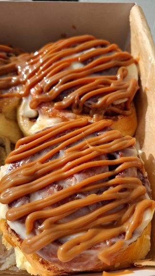 Roll de Canela com Doce de Leite