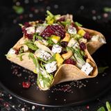 Веги салата със синьо сирене и фета (350г)