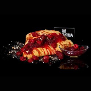 Palačinka sa džemom od maline